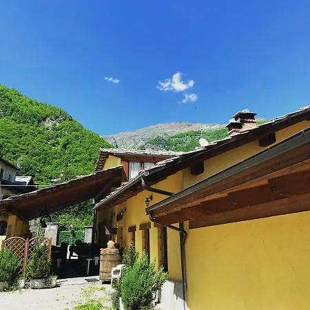 L'alpina Affittacamere Guest house